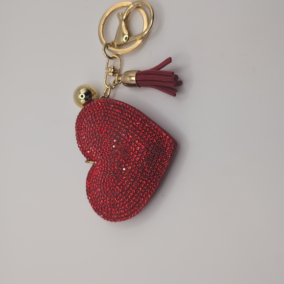 CHOSE ONE✨ Heart Keychain with Gold Accents - Picture 2 of 4